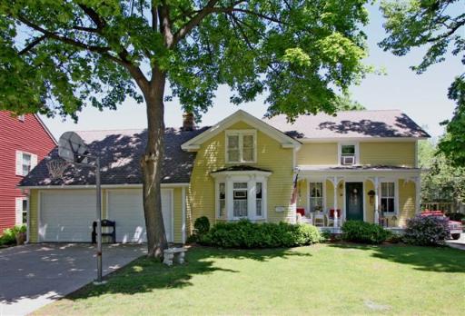 124 North Ave., Barrington, IL 60010