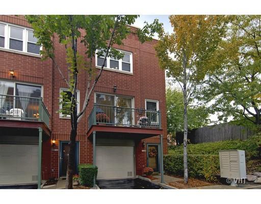 2939 N Honore Ave. #F, Chicago, IL 60657