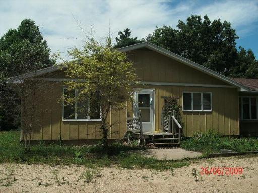 246 W Garfield St., Freeport, IL 61032
