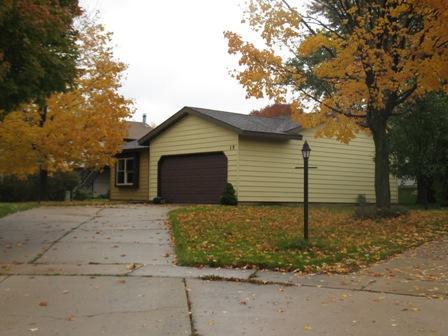 15 Windgate Ct., Streamwood, IL 60107