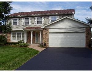 800 Prince Charles Ln., Schaumburg, IL 60195