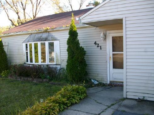 421 E Oak St., Mundelein, IL 60060