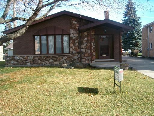 7605 S Banks St., Justice, IL 60458