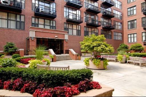333 W Hubbard St. #812, Chicago, IL 60654