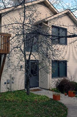 60 Michigan Ct. #24-4, Vernon Hills, IL 60061