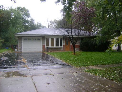 720 Olive St., Hoffman Estates, IL 60194