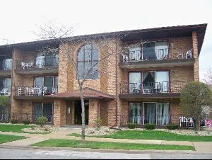 4735 W 105 Pl. #102, Oak Lawn, IL 60453