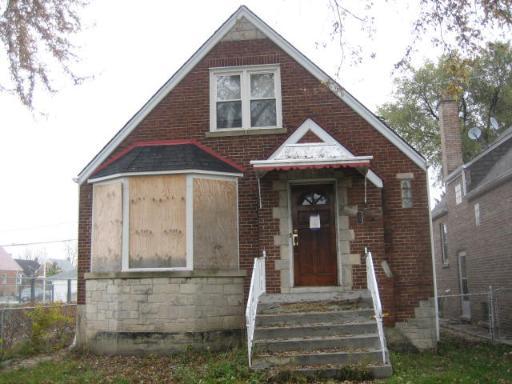 5850 W Melrose St., Chicago, IL 60634