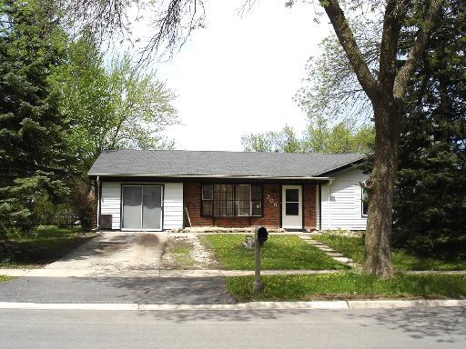 206 Lincolnshire Ln., Bolingbrook, IL 60440