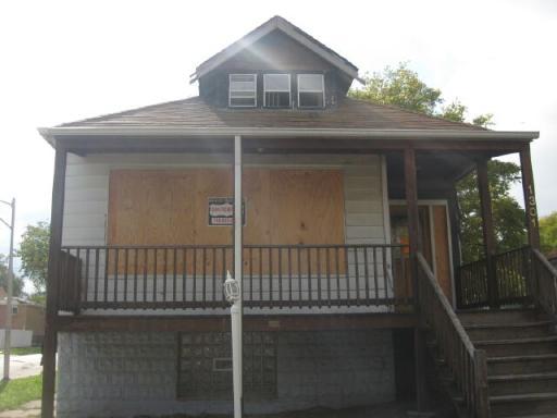 1301 W 71st St., Chicago, IL 60636
