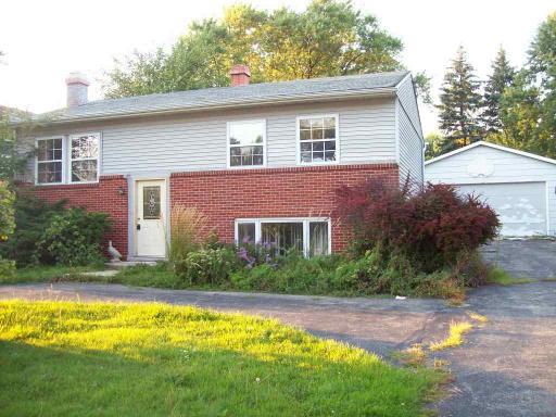 19728 Cambridge Rd., Mundelein, IL 60060
