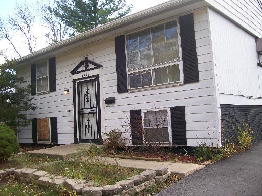 2434 S 222nd St., Sauk Village, IL 60411
