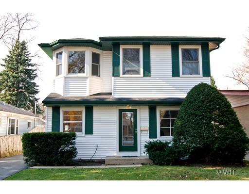 519 Leamington Ave., Wilmette, IL 60091