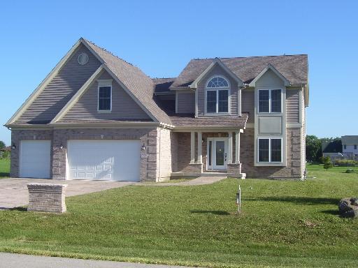 2821 Ninovan Ln., Minooka, IL 60447