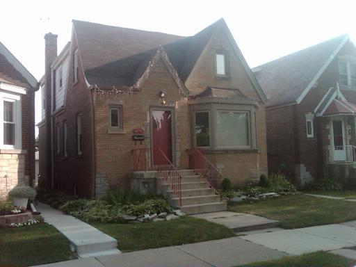 6117 W Nelson St., Chicago, IL 60634