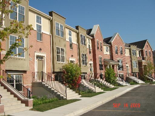 1192 S Danforth Ct., Vernon Hills, IL 60061