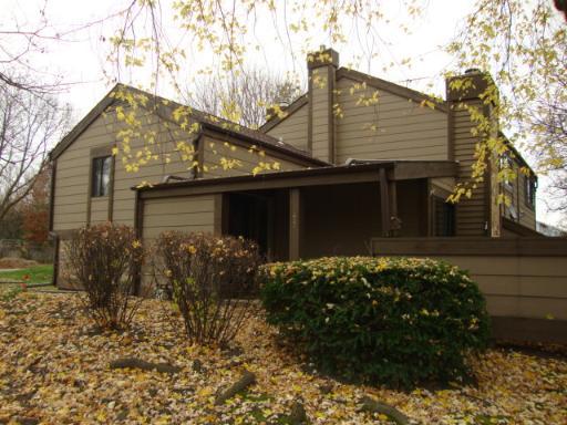 175 Glengarry Dr. #A, Geneva, IL 60134
