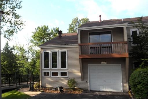 1600 Bay Ct., Naperville, IL 60565