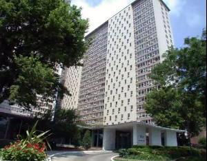 3950 N Lake Shore Dr. #506, Chicago, IL 60613