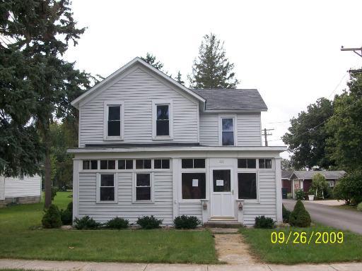 111 N Elm St., Gardner, IL 60424