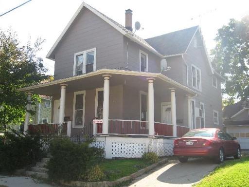 475 Laurel St., Elgin, IL 60120