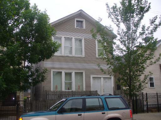 1327 W Cullerton St., Chicago, IL 60608