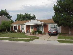 301 Emery Ave., Romeoville, IL 60446