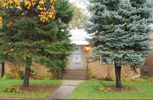 545 Wesley Ave., Evanston, IL 60201