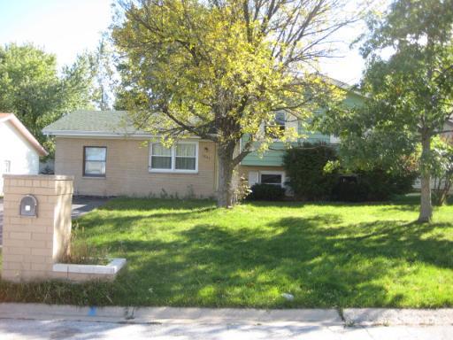 1841 Nottingham Dr., Aurora, IL 60505