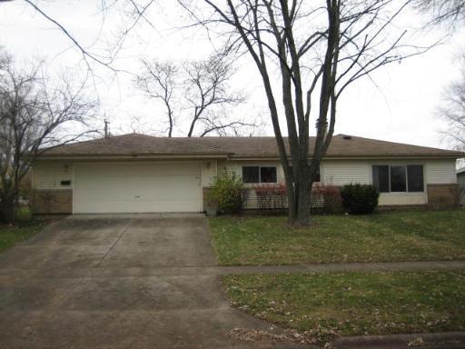 165 Westview St., Hoffman Estates, IL 60169