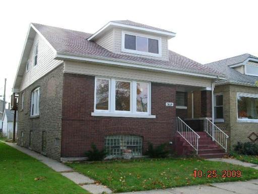 5839 W Eastwood Ave., Chicago, IL 60630