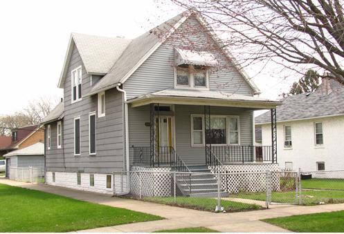 819 N 21st Ave., Melrose Park, IL 60160