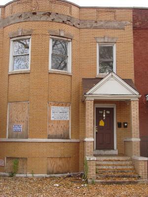 6339 S St Lawrence Ave., Chicago, IL 60637