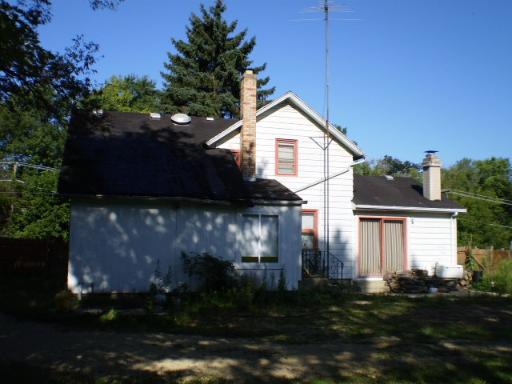 15N643 Elgin Ave., East Dundee, IL 60118