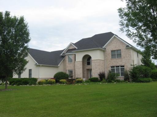 4 Enclave Way, Hawthorn Woods, IL 60047