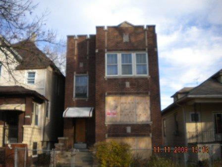 8019 S Escanaba Ave., Chicago, IL 60617