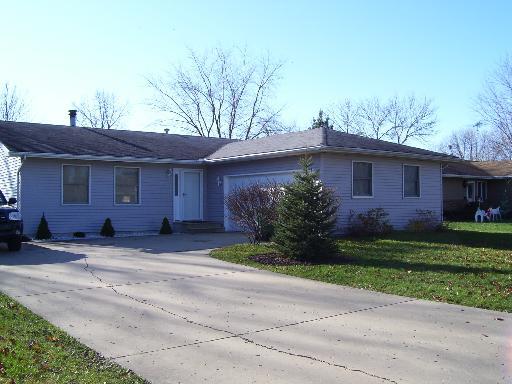 165 W Iroquois St., Coal City, IL 60416