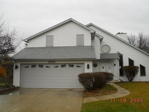 2250 Lakeside Dr., Aurora, IL 60504