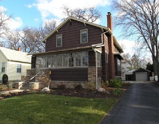 131 N Brainard Ave., La Grange, IL 60525