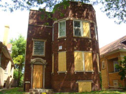 6425 N Talman Ave., Chicago, IL 60645