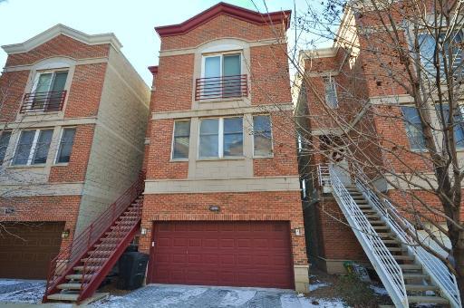 27 W 15th St., Chicago, IL 60605