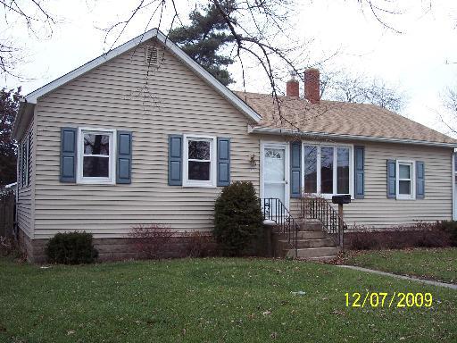 250 E Division St., Coal City, IL 60416