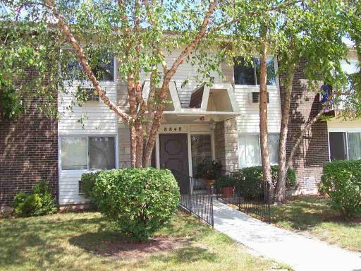8848 Kenneth Dr. #2C, Des Plaines, IL 60016