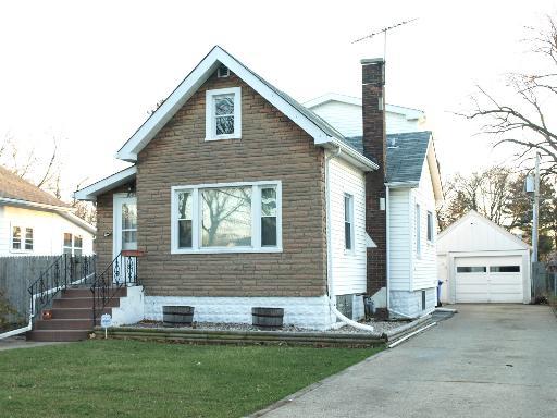 1023 Hollywood Ave., Des Plaines, IL 60016