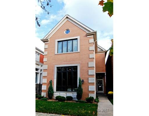 2439 N Janssen Ave., Chicago, IL 60614
