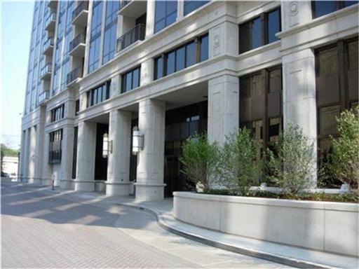 233 E 13th St. #2402, Chicago, IL 60605