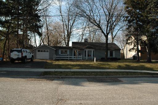 532 Greenwood Rd., Northbrook, IL 60062