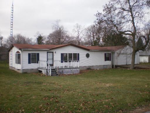 111 Dietrick St., Donovan, IL 60931