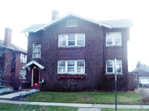 415 W Ridgeland Ave., Waukegan, IL 60085