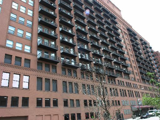 165 N Canal St. #714, Chicago, IL 60606